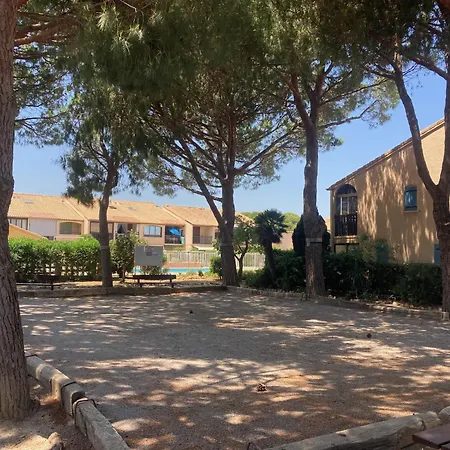 Appartement La franqui ,Duplex pour 2 ou 3 ,piscine du 15 juin au 15 septembre, mer ,soleil , station familiale Leucate